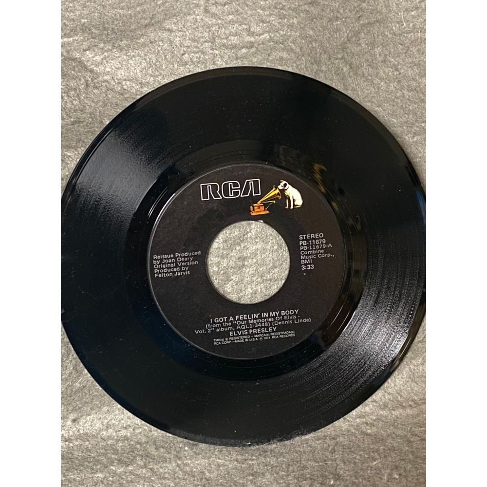 Vintage RCA Victor 45 RPM Vinyl ELVIS‎ PRESLEY 'I GOT A FEELIN' IN MY BODY'